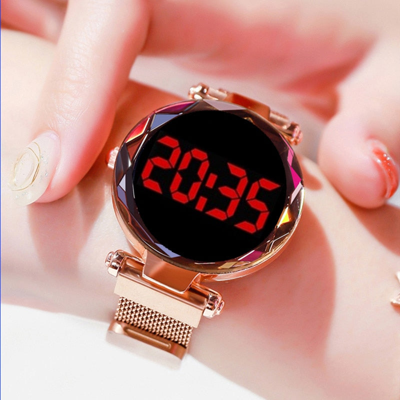 2020 Luxury Watch Women Watch Magnet Starry Sky Digital Watches TOP Brand Personality New Design Female Clock relogio feminino